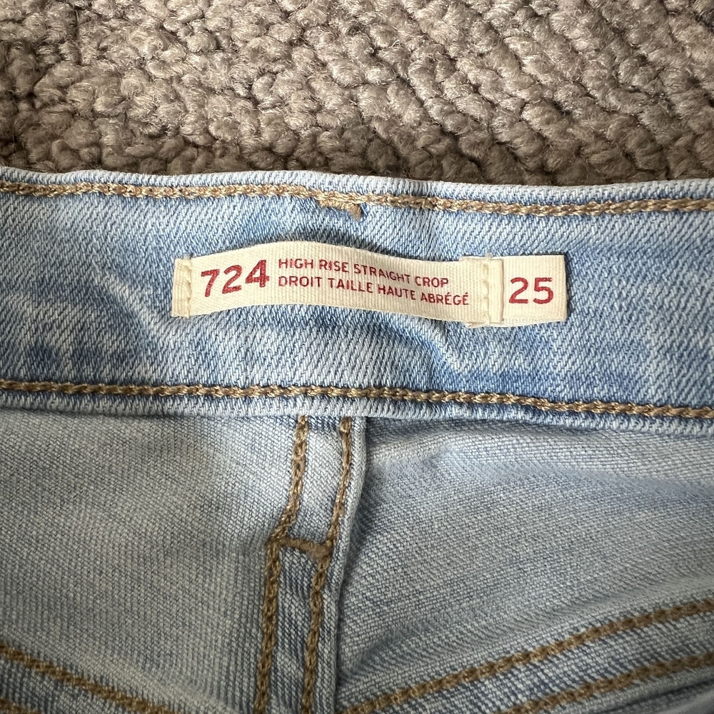 Levi's high straight crop